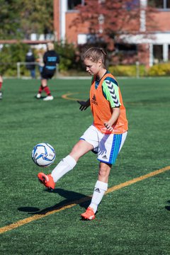 Bild 12 - B-Juniorinnen SV Henstedt Ulzburg - SG Weststeinburg : Ergebnis: 4:0